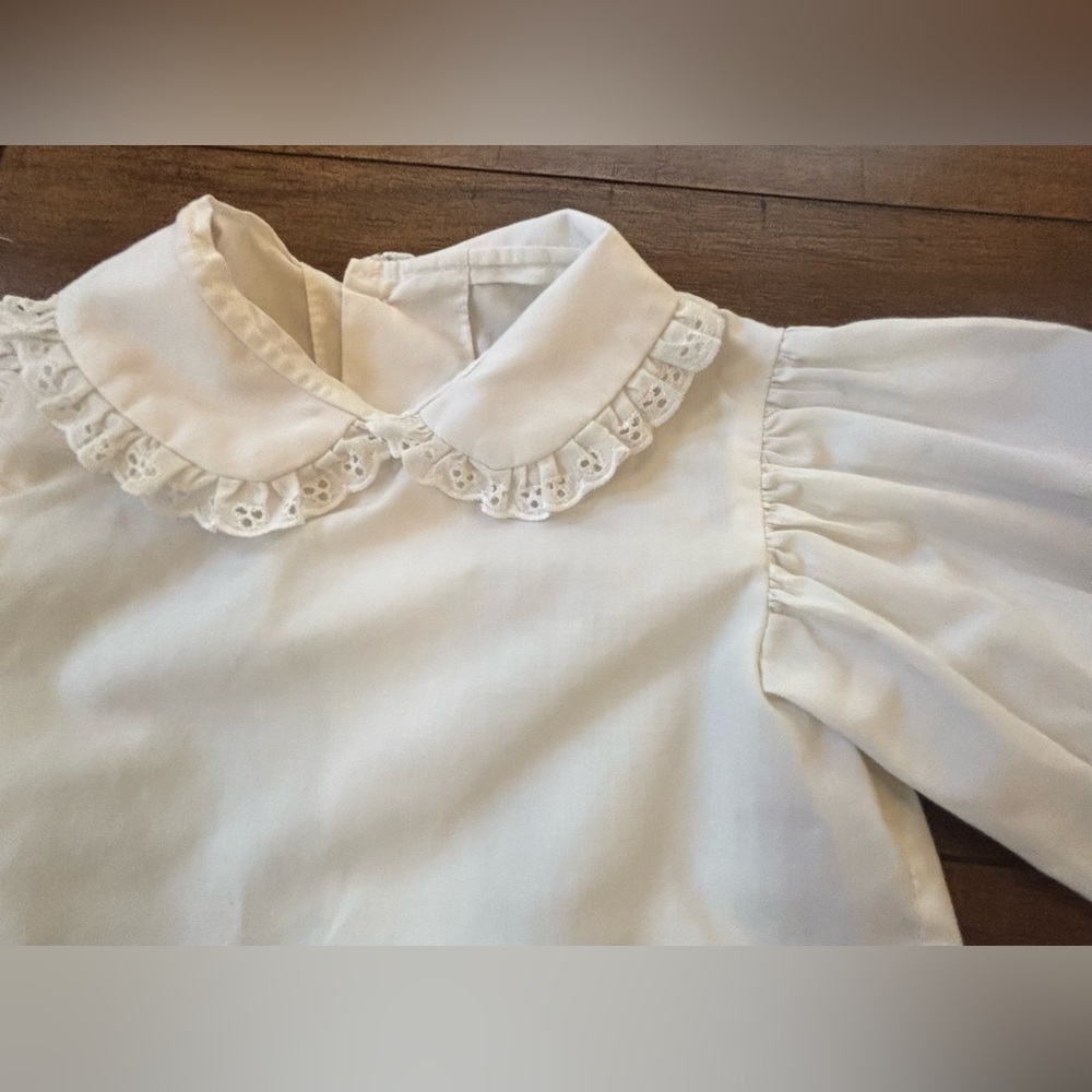 VTG Chocolate Soup Girls White Eyelet  Trim Top Puff Sleeve Size 2T Back Buttons